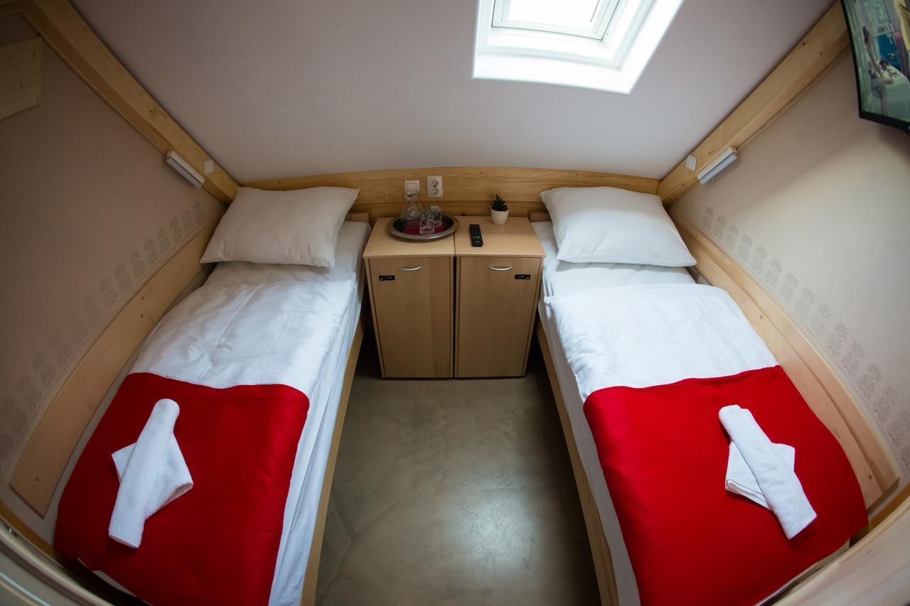 Gluten Free Bed & Breakfast Dezela Okusov Liubliana Exterior foto